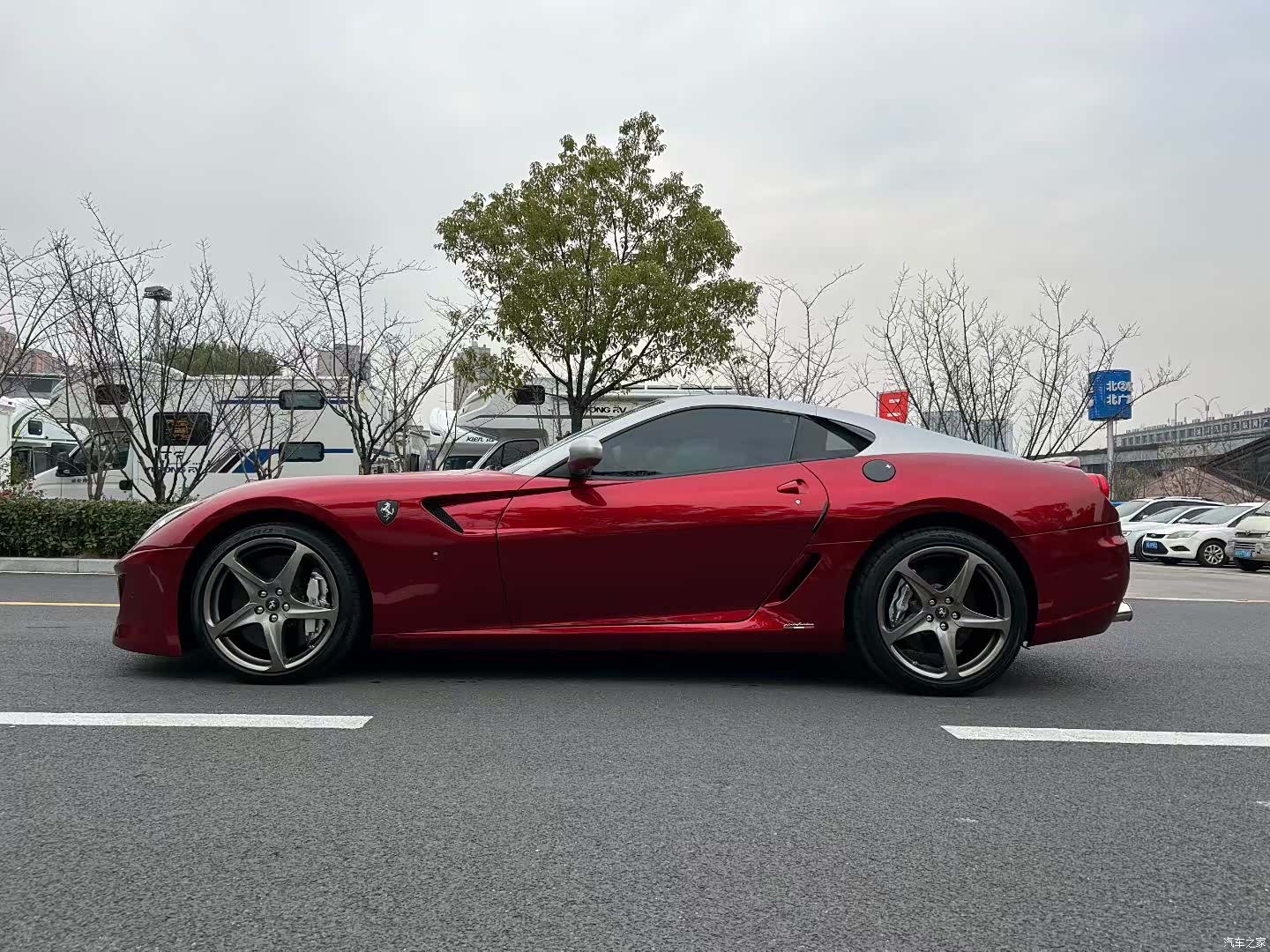 Ferrari 599, 2010 4