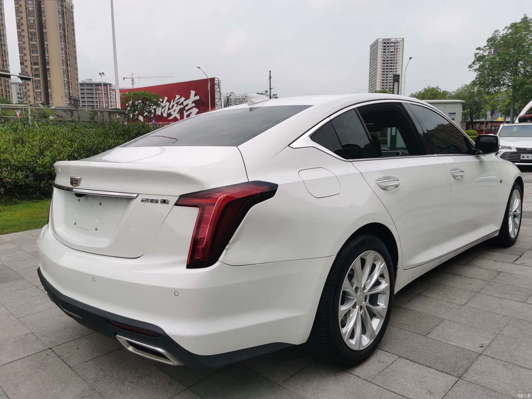 Cadillac CT5, 2022 все фото