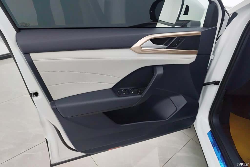 Volkswagen Tharu, 2025 7
