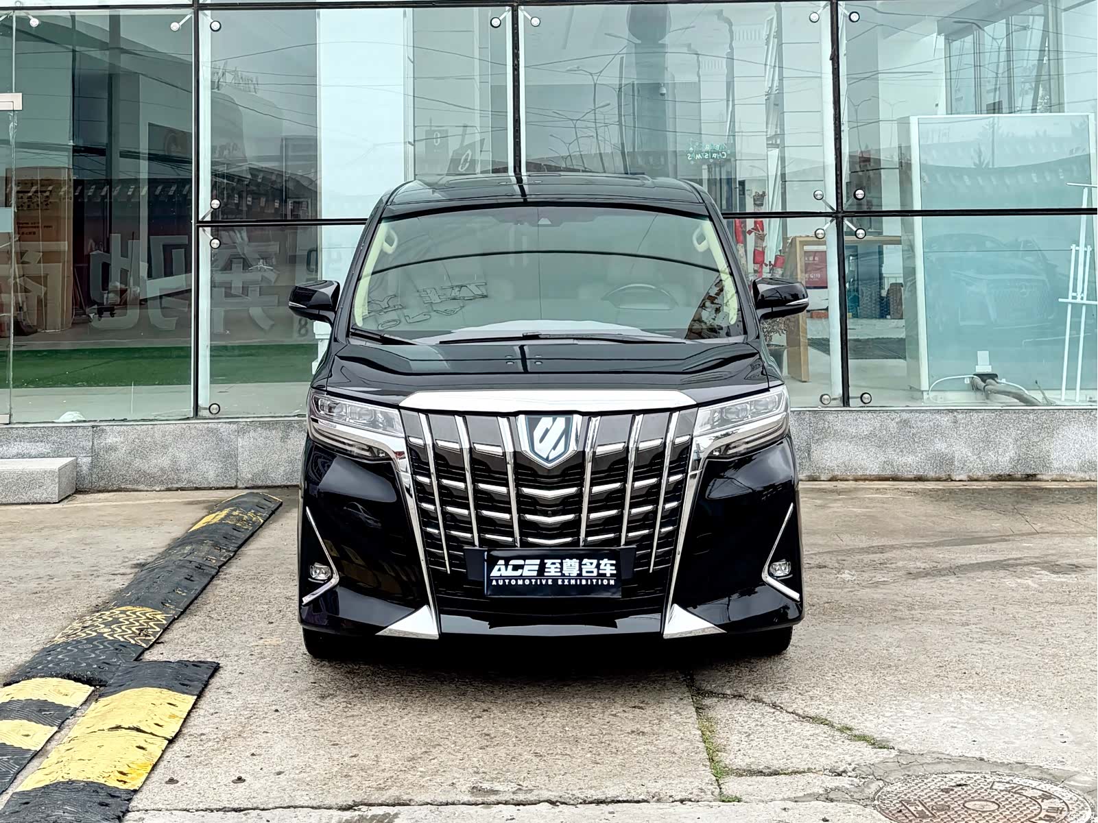 Toyota Alphard, 2021 2