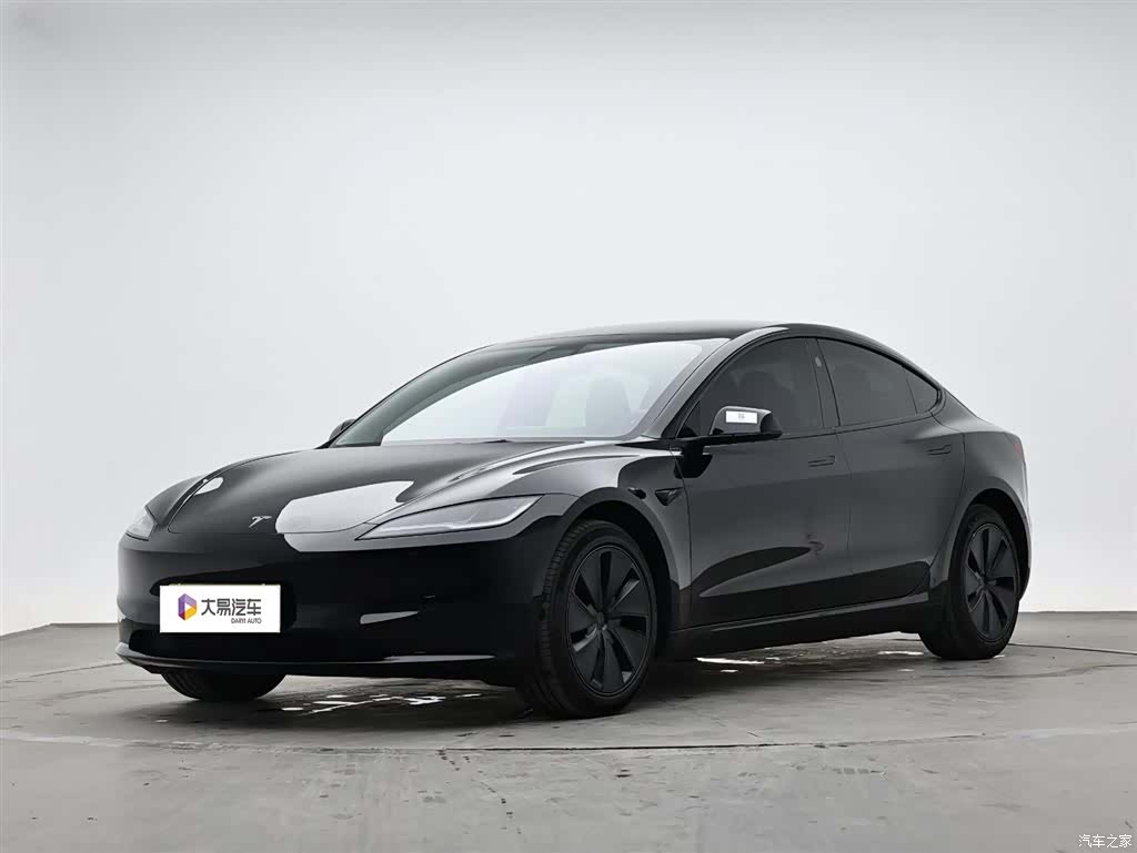 Tesla Model 3, 2023 1