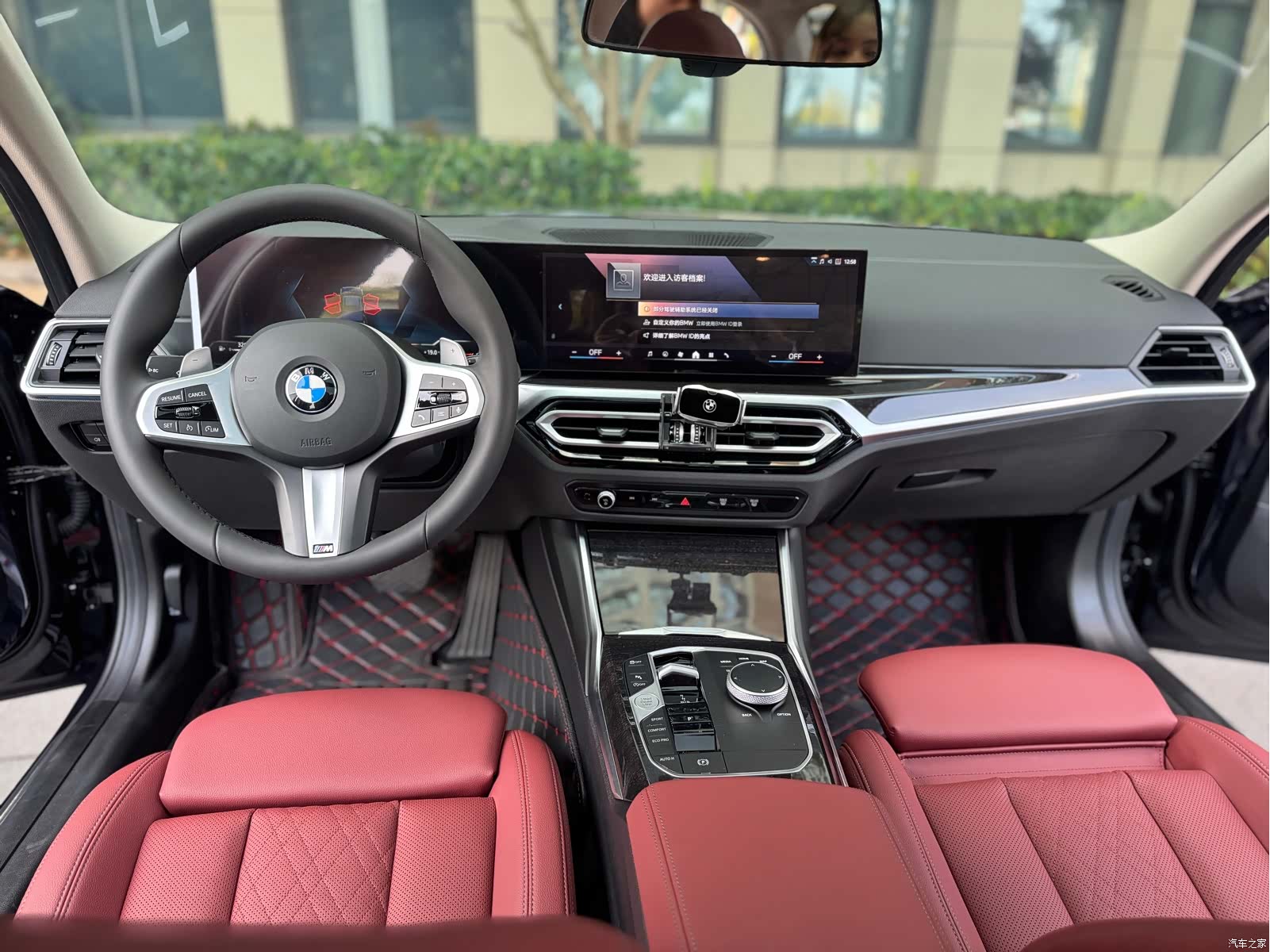 BMW 3 Series, 2024 все фото