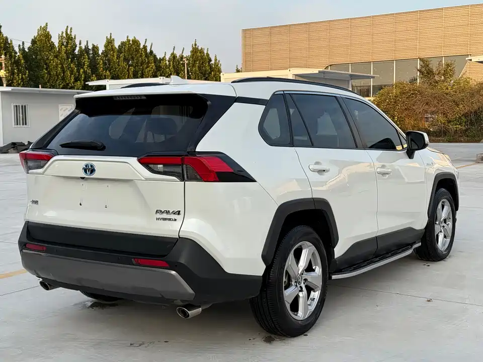 Toyota RAV4 Rongfang