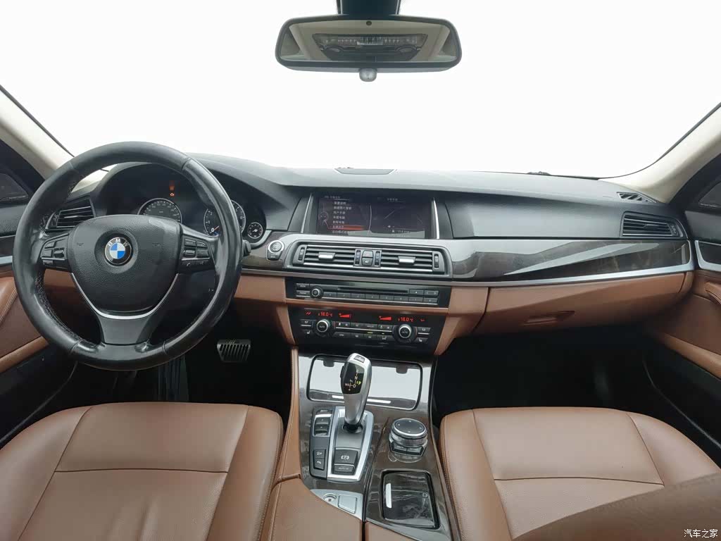 BMW 5 Series, 2017 все фото