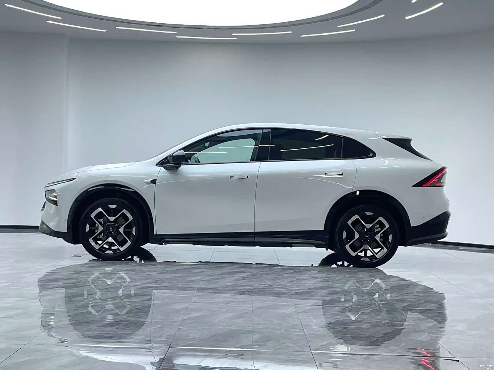 Xpeng G7, 2025 7