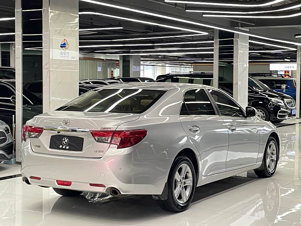 Toyota Reiz Toyota Reiz