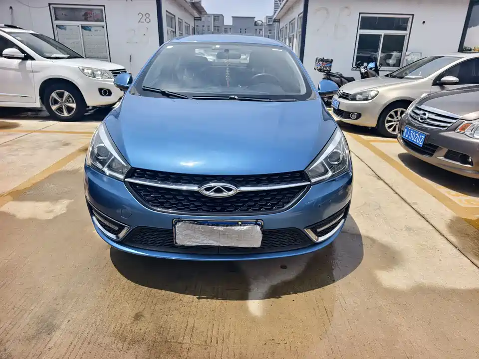 Chery Arrizo 5