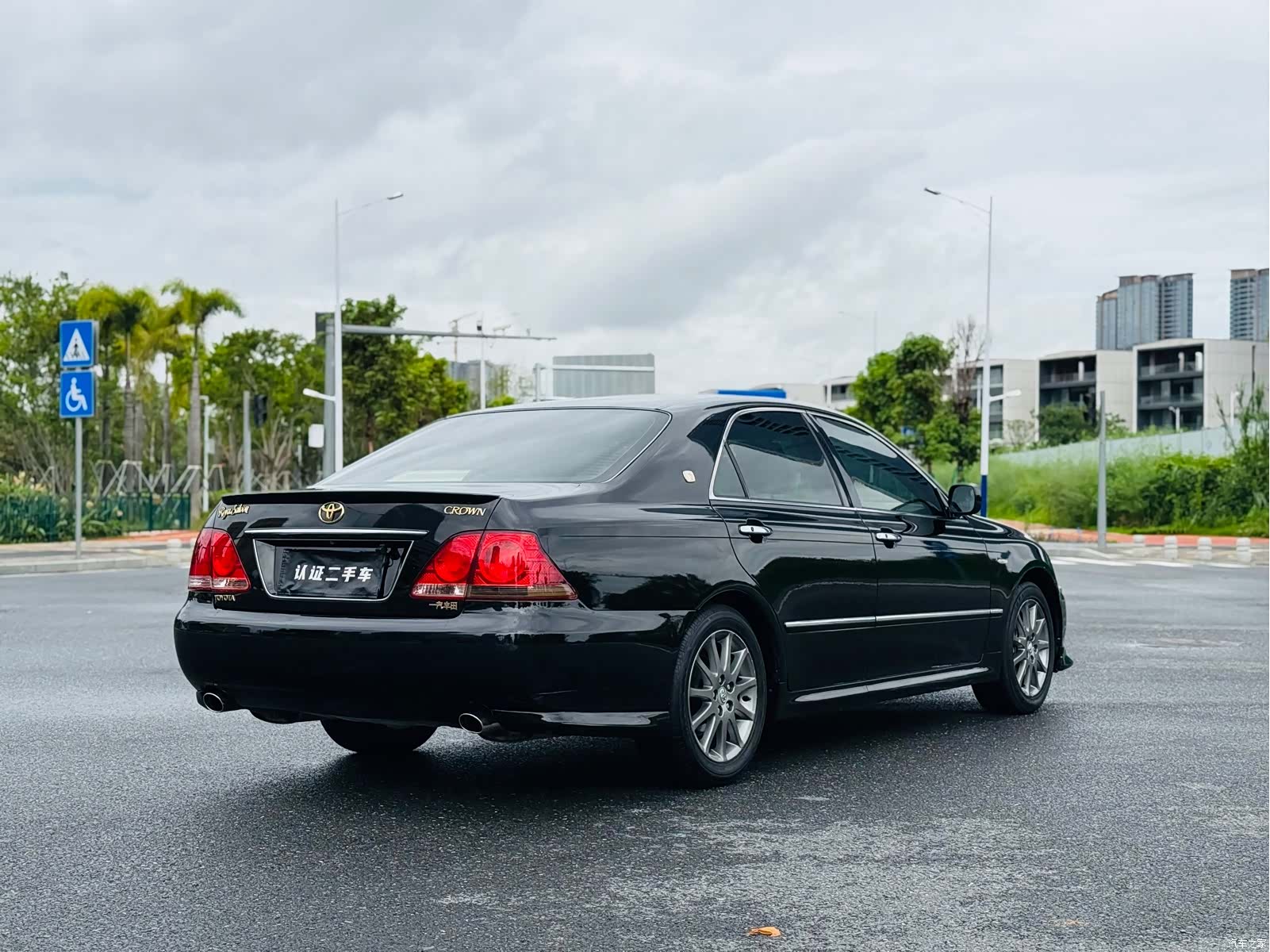 Toyota Crown, 2007 3