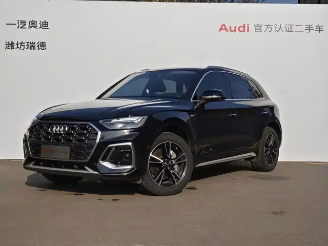 Audi Q5L 2024 — купить из Китая под заказ