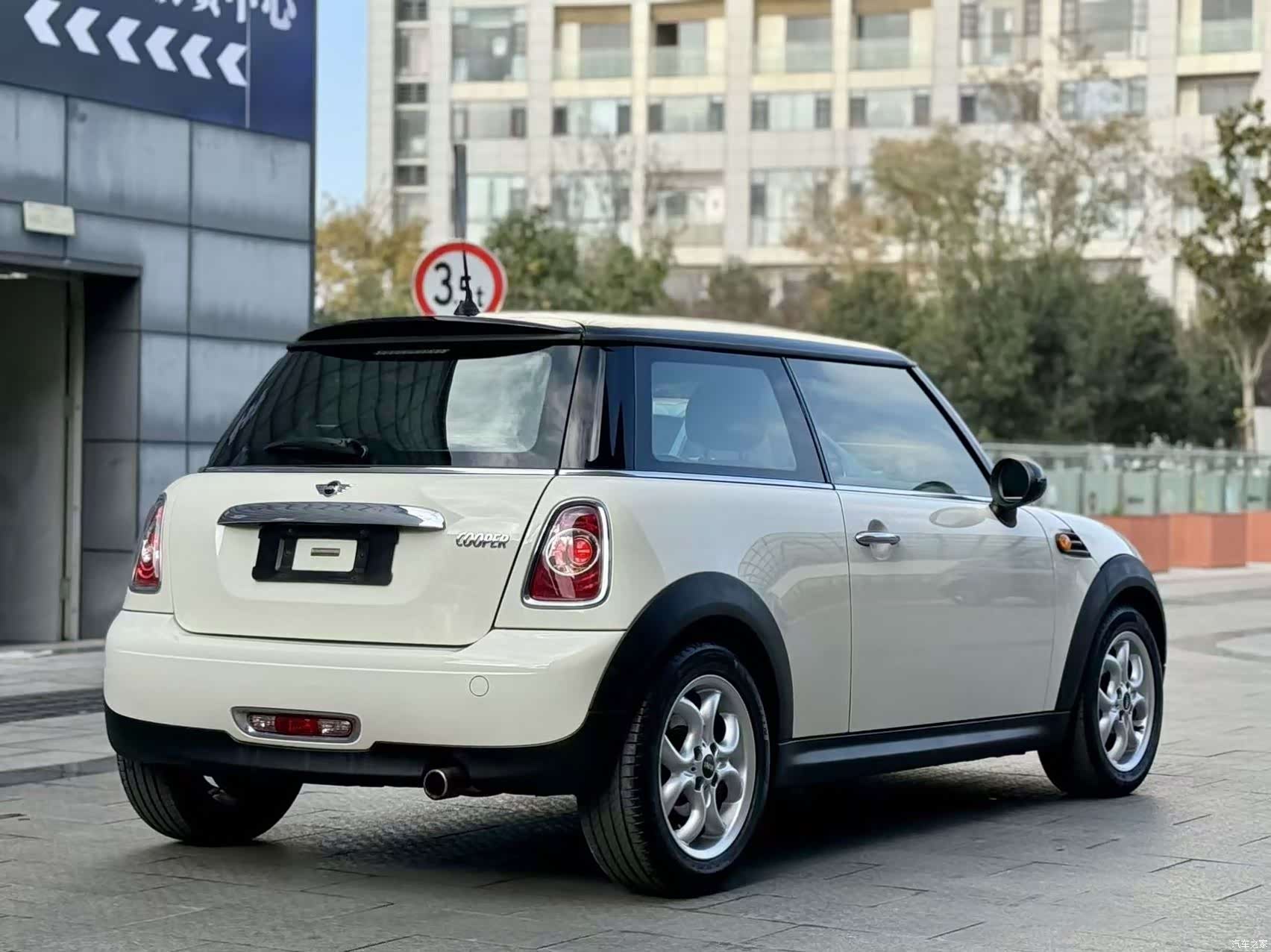 Mini Cooper, 2014 9