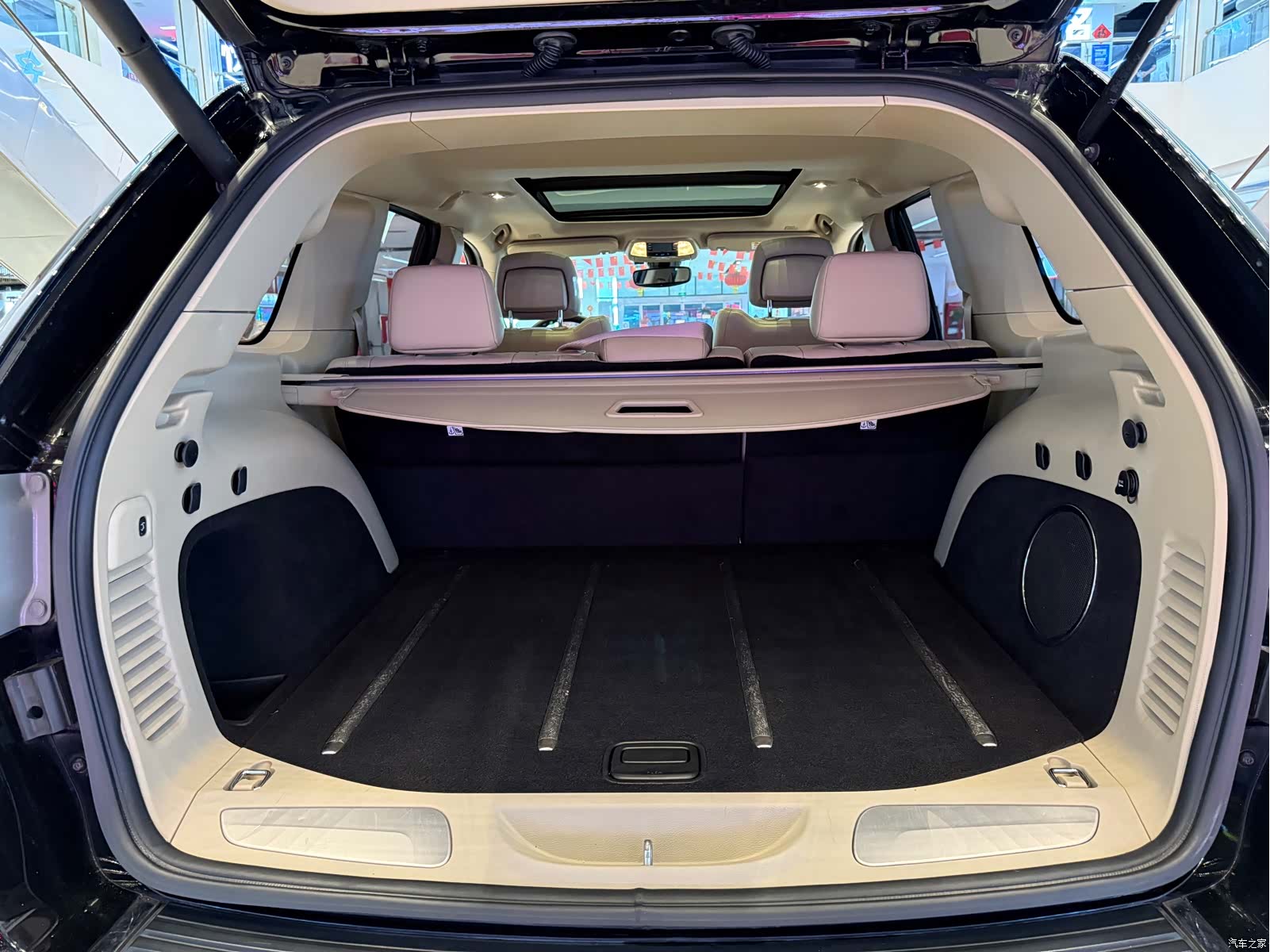 Jeep Grand Cherokee, 2019 17
