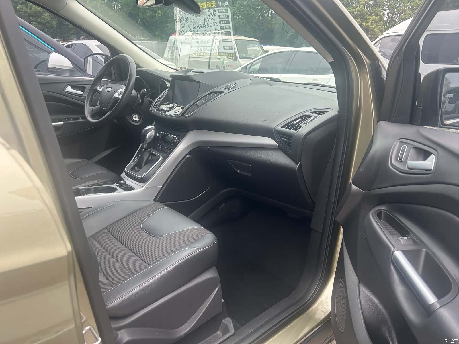 Ford Kuga, 2016 26