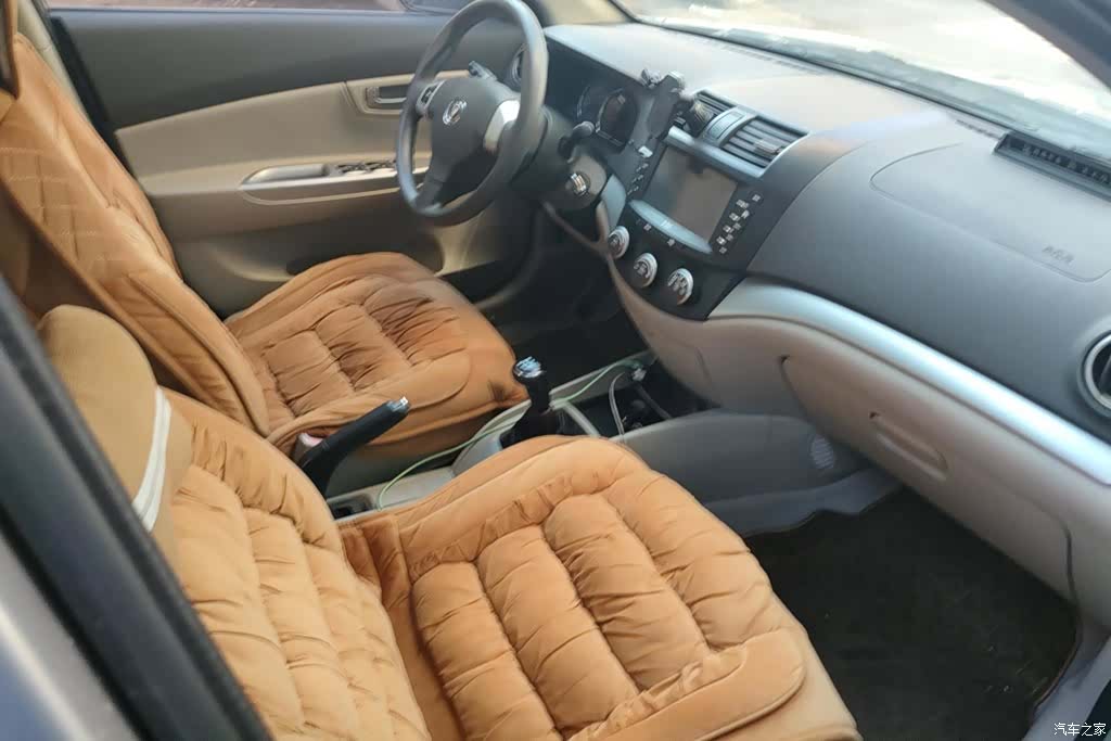 Changan V5, 2014 8