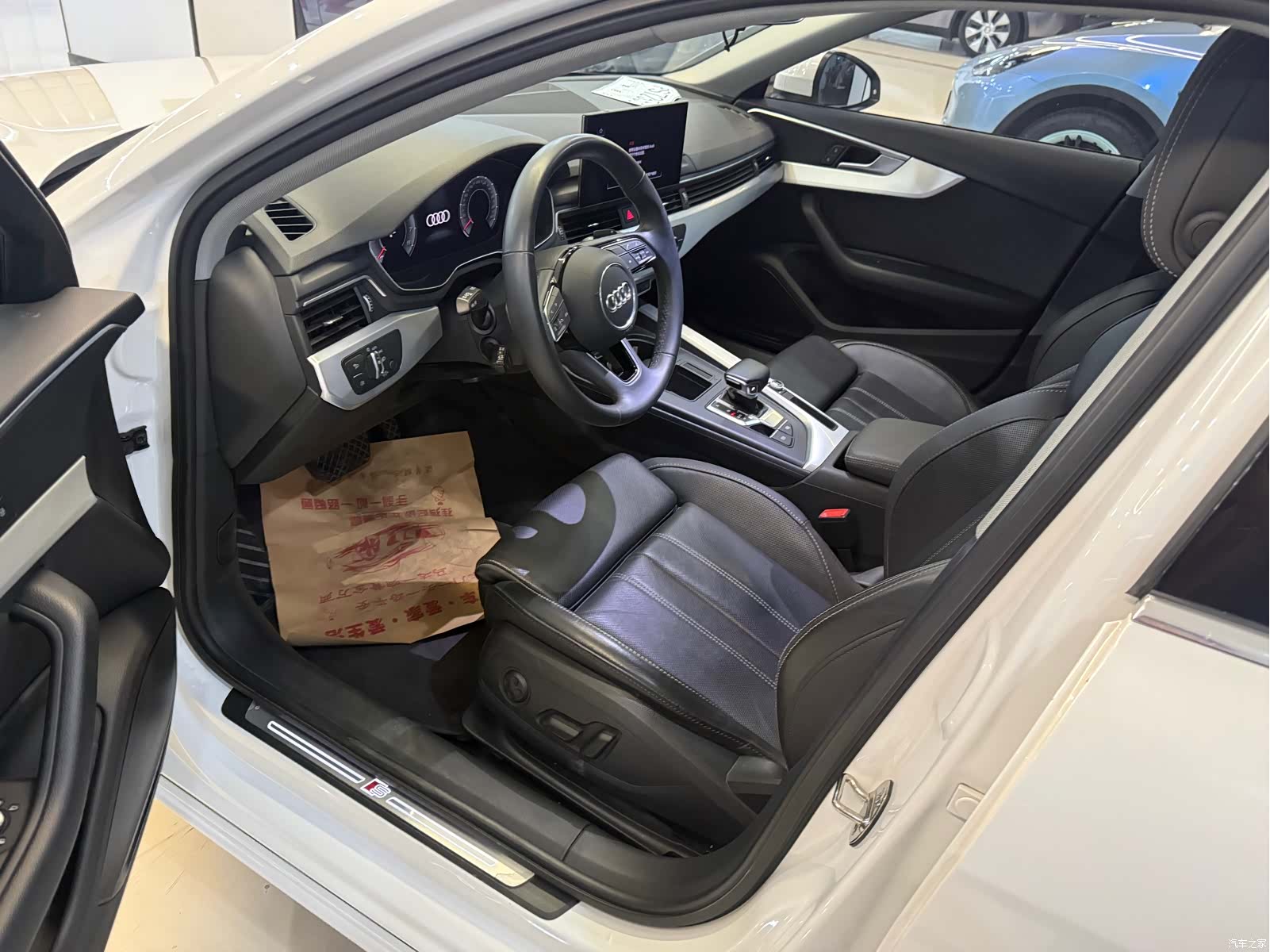 Audi A4L, 2023 9