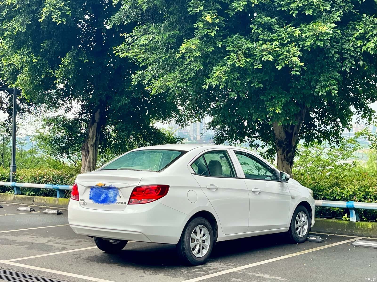 Chevrolet 3, 2016 все фото