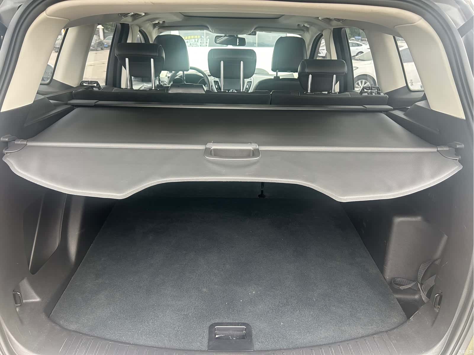 Ford Kuga, 2016 21