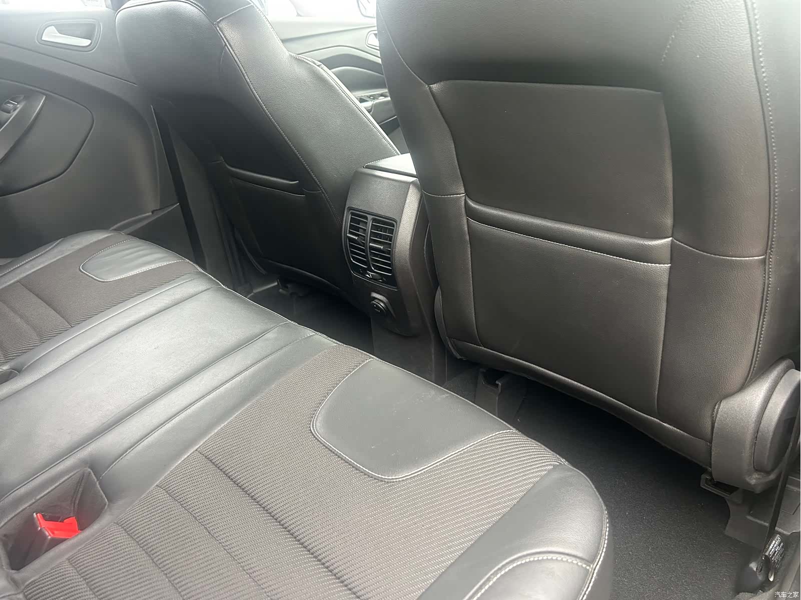 Ford Kuga, 2016 25