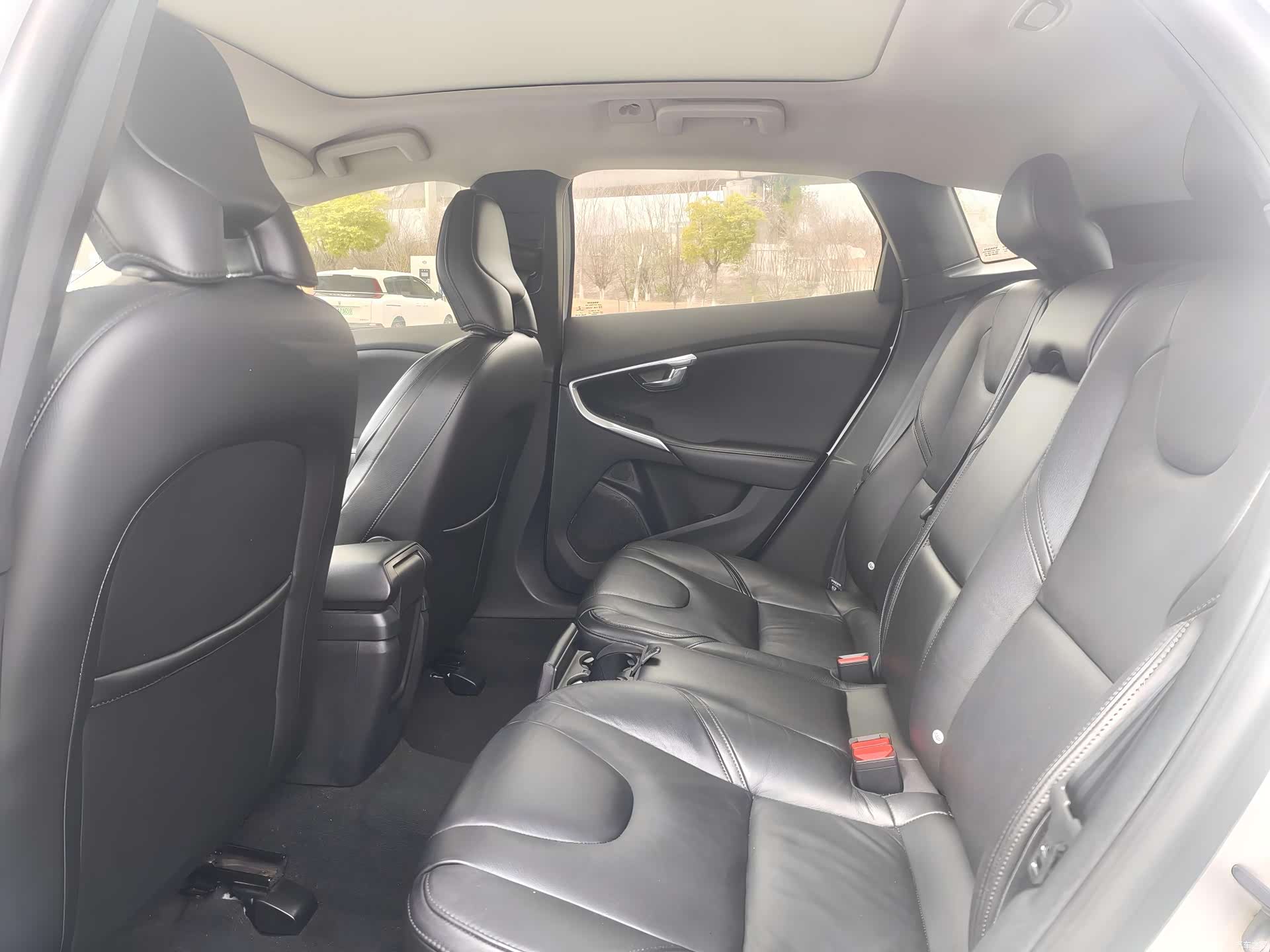Volvo V40, 2016 10