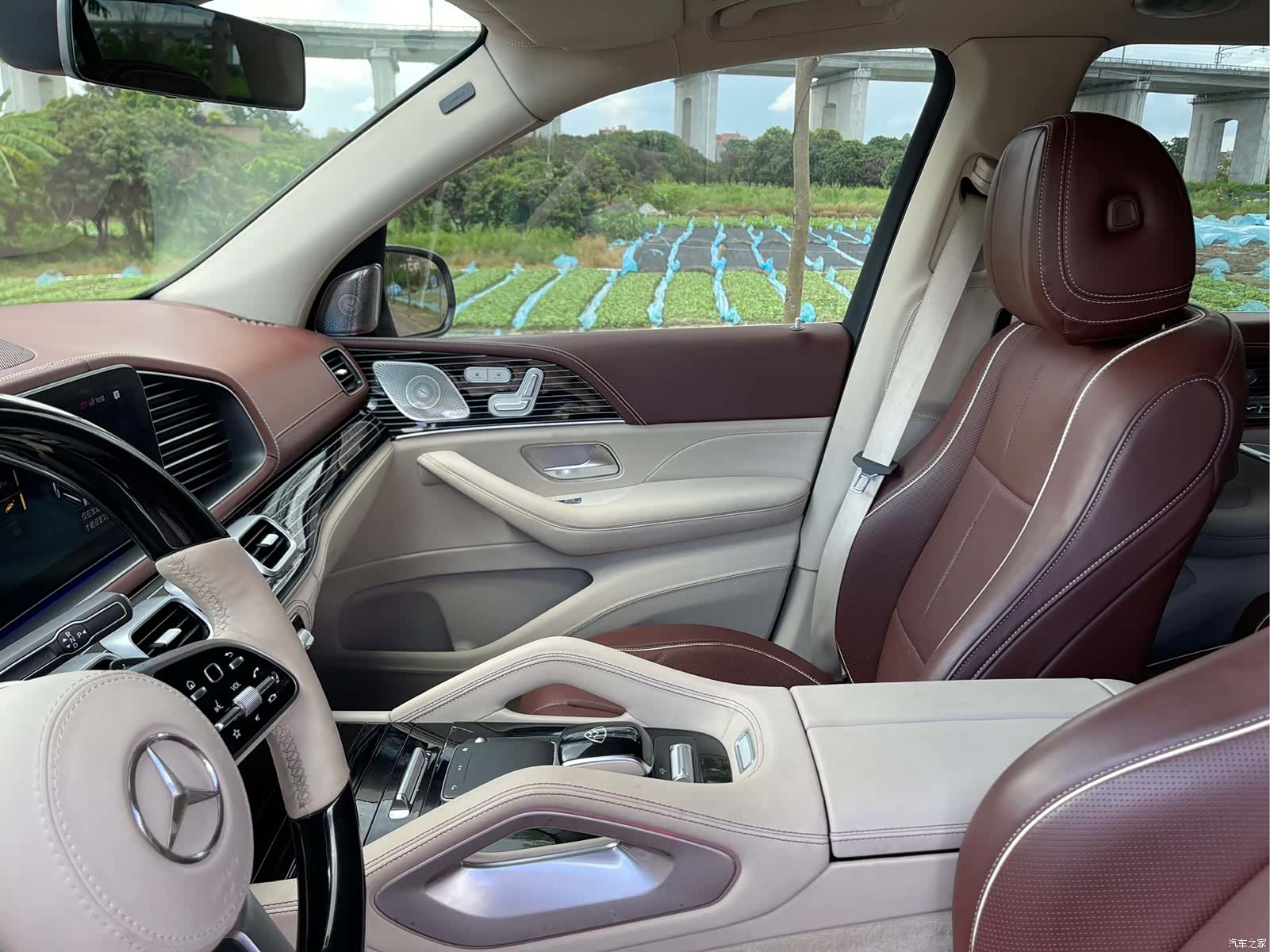 Maybach GLS, 2023 21