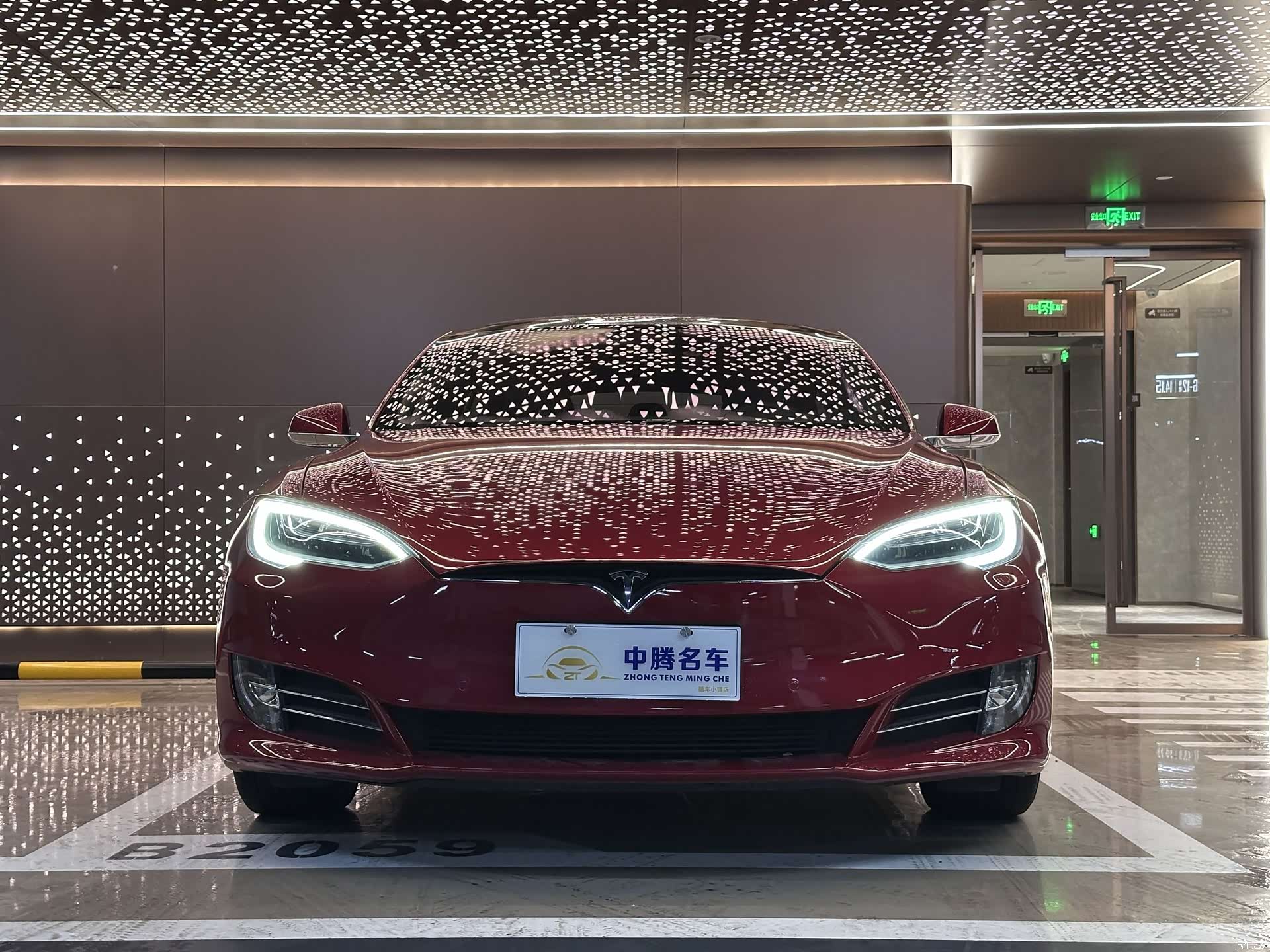 Tesla Model S, 2017 2