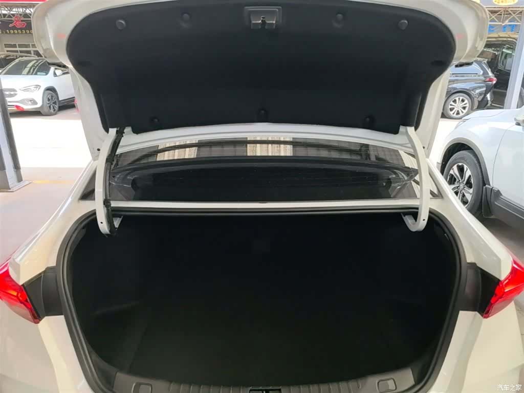 Buick Verano, 2023 19