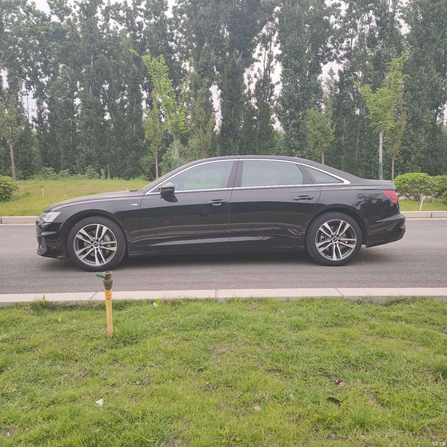 Audi A6L, 2022 4