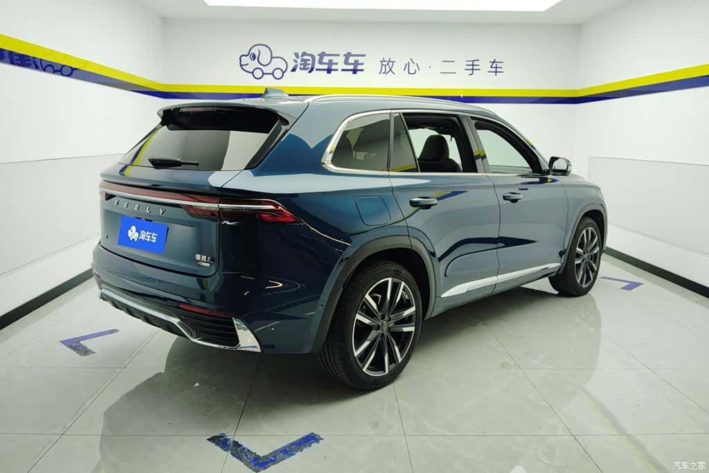 Geely Xingyue L, 2023 3