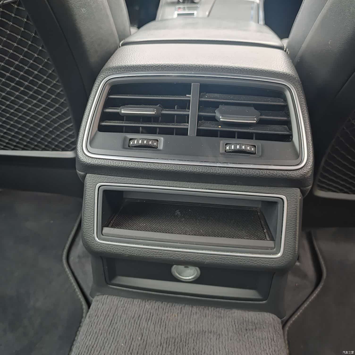 Audi A6L, 2022 12