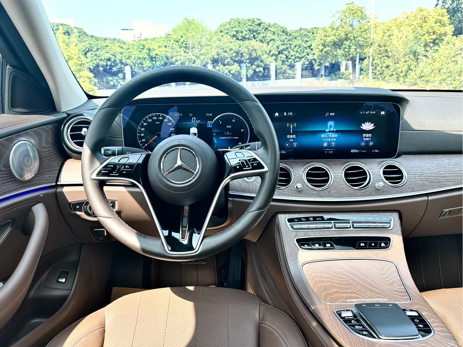 Mercedes-Benz E-Class, 2023 20