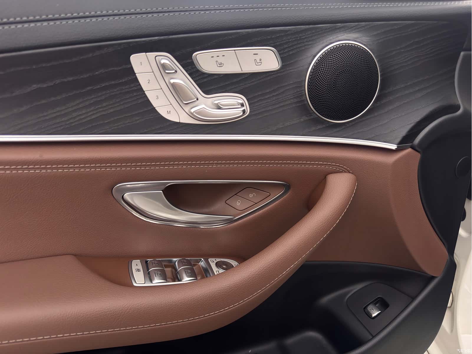 Mercedes-Benz E-Class, 2018 11