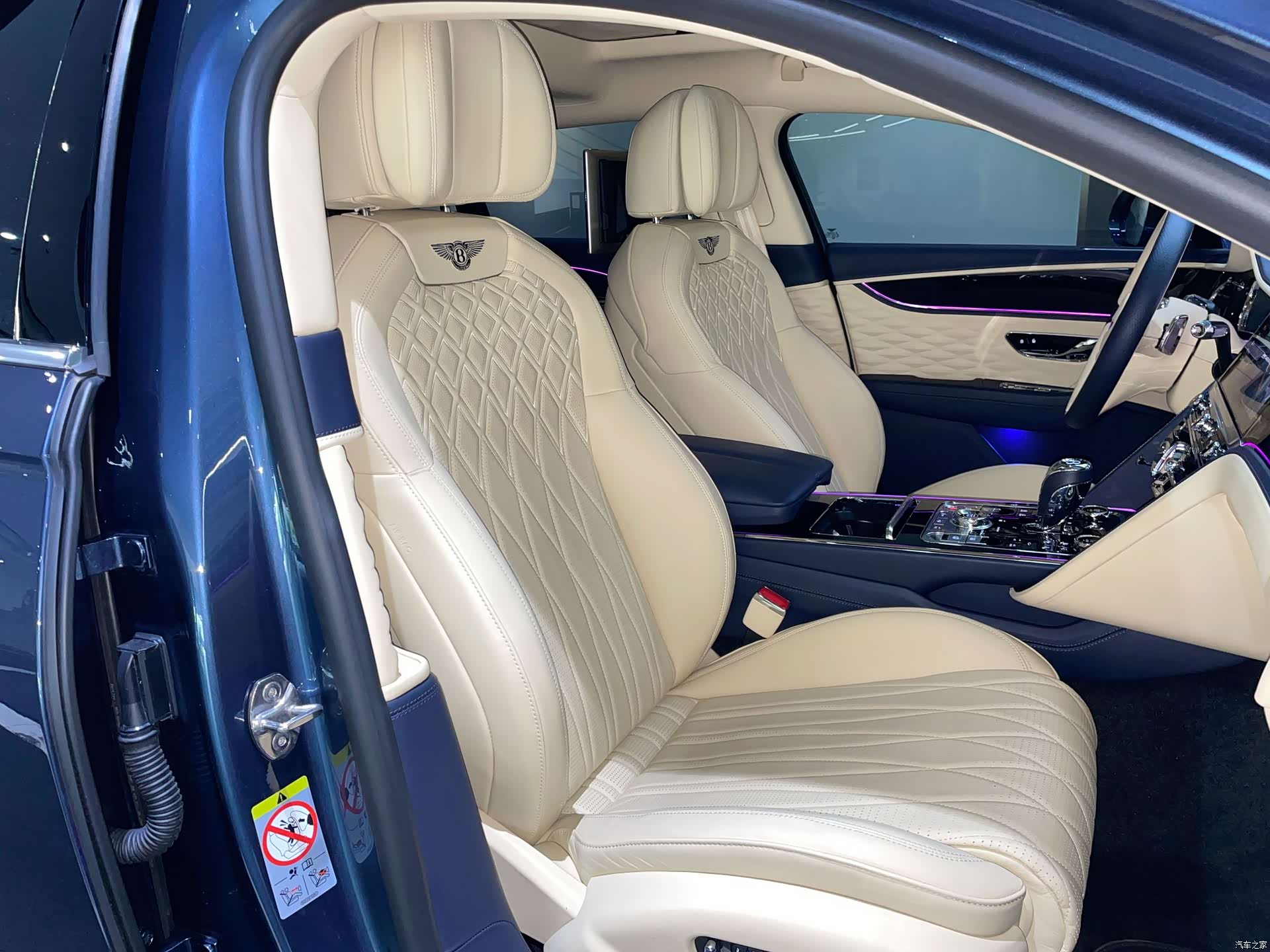 Bentley Flying Spur, 2020 27