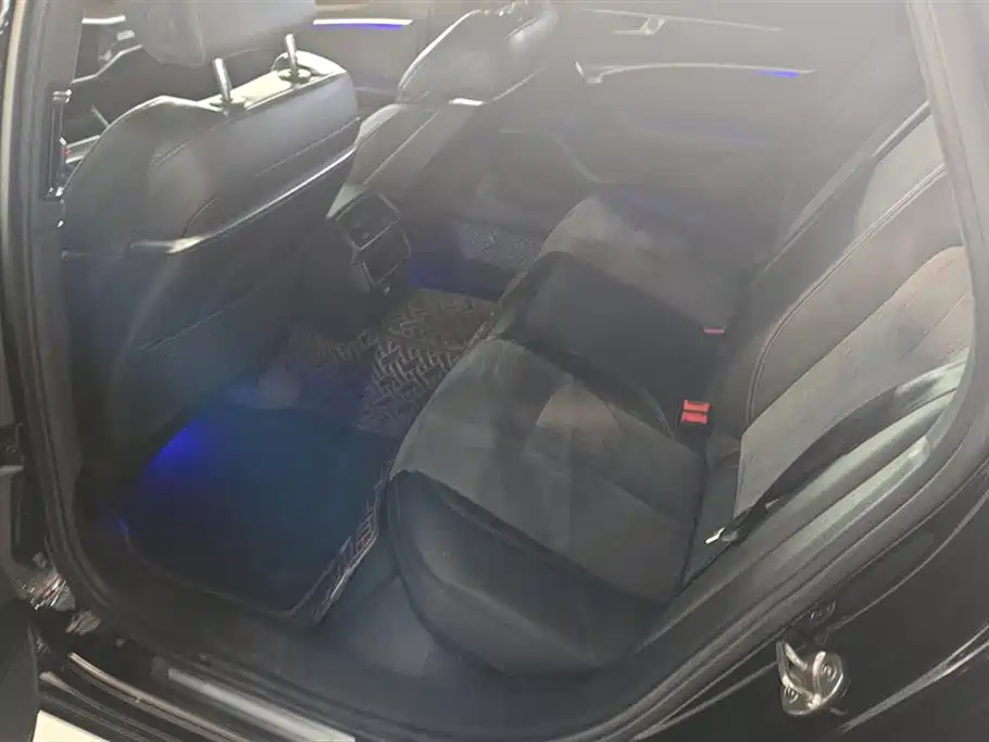 Audi A6L Audi A6L