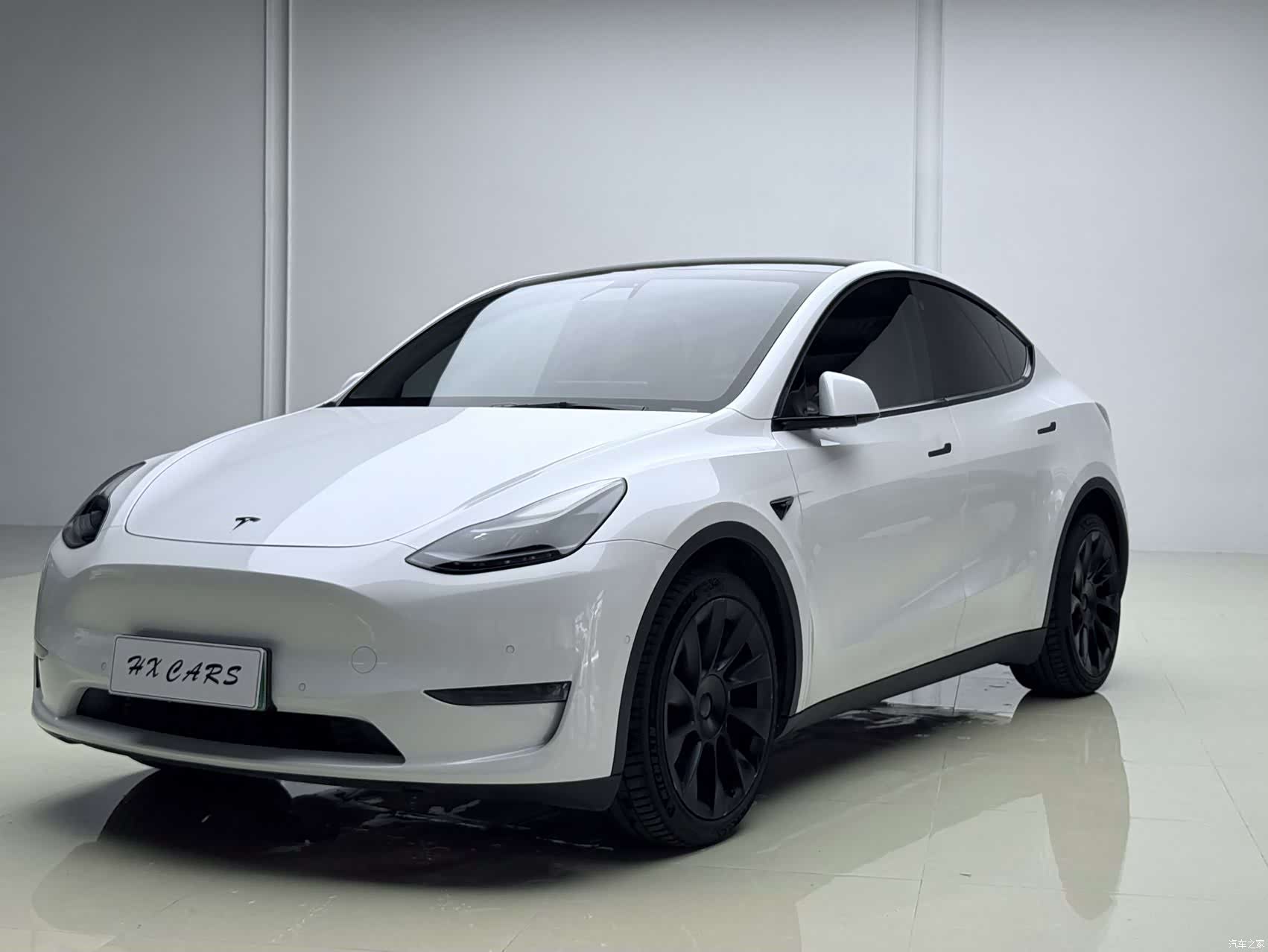 Tesla Model Y, 2021 1