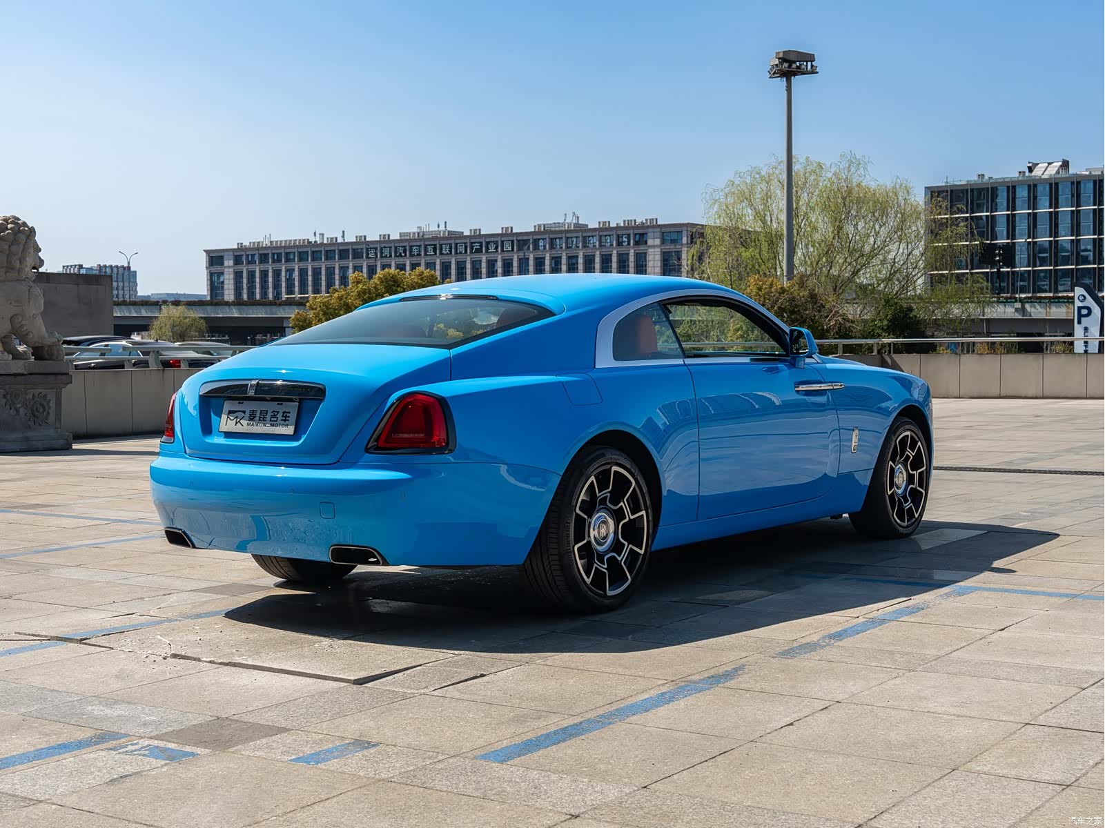 Rolls-Royce Wraith, 2019 13