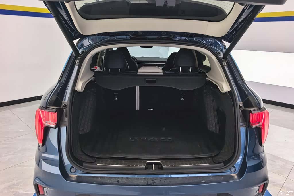 Lynk & Co 01, 2022 4