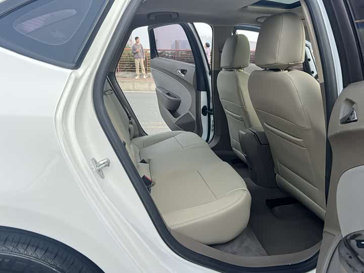 Buick Excelle GT 2013 GT 1.6L АКПП shu shi ban