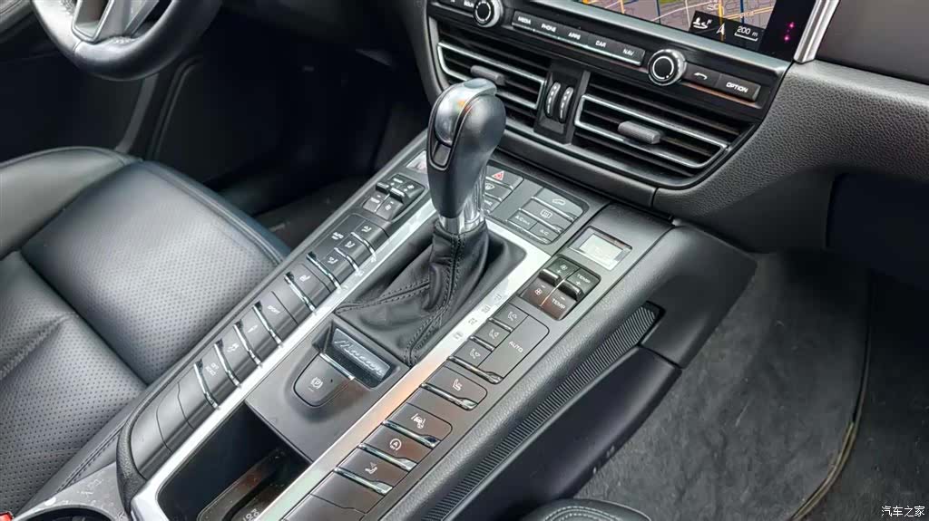 Porsche Macan, 2020 12