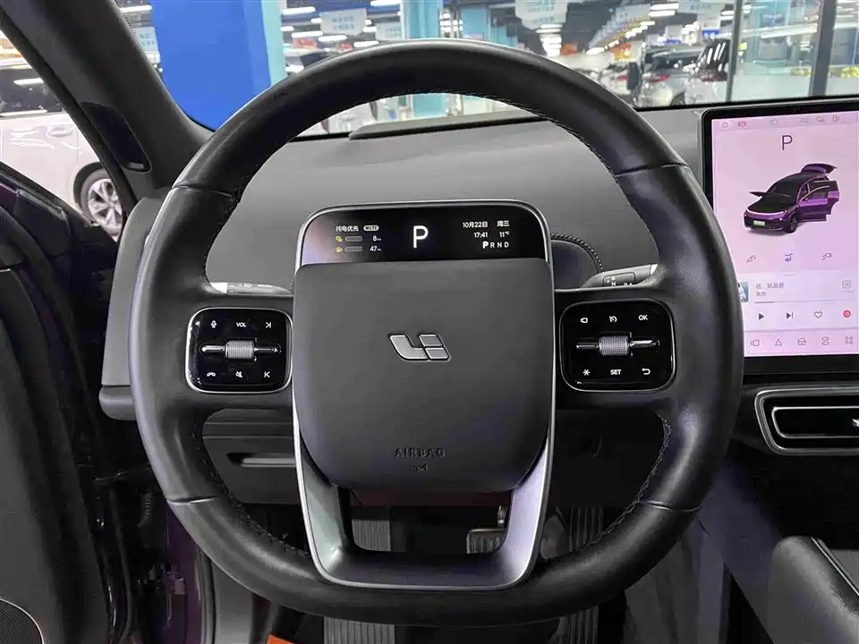 Li Auto Ideal L8