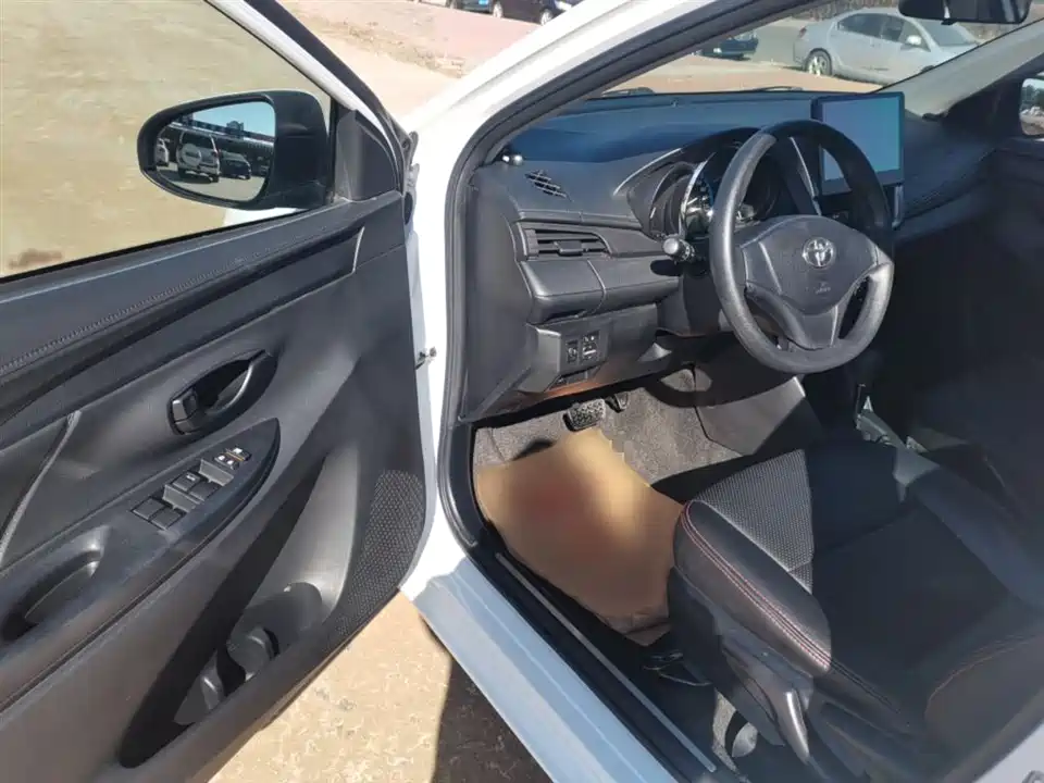 Toyota YARiS L Zhixuan