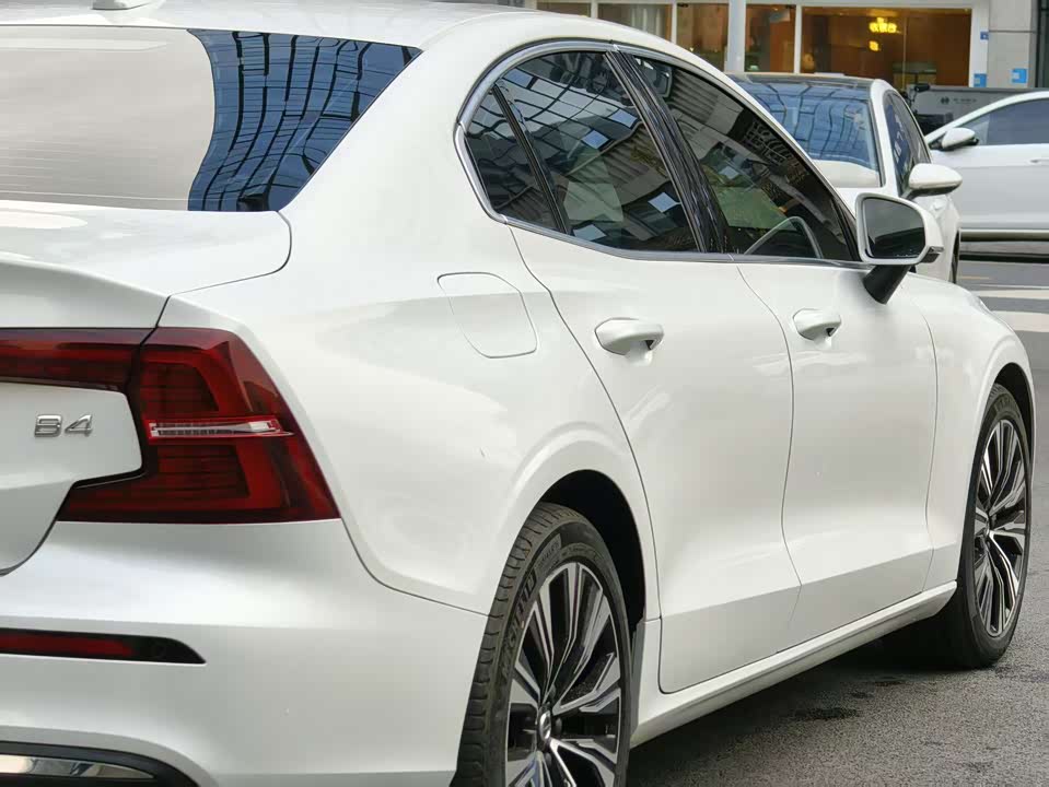 Volvo S60