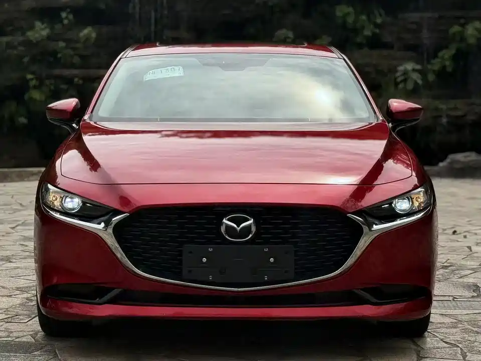 Mazda 3 Angkesaila