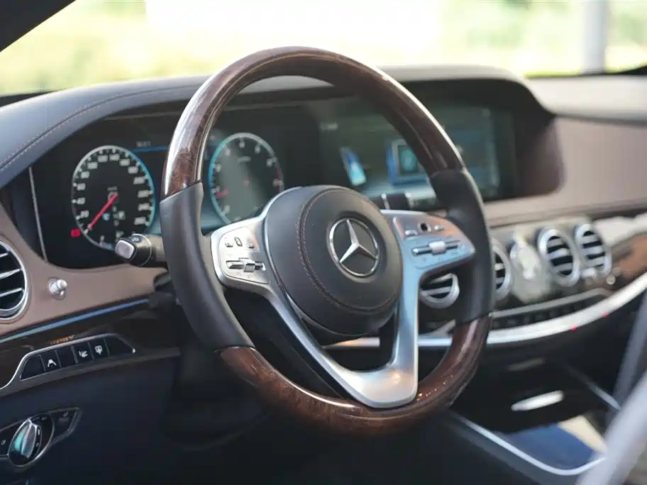 Mercedes-Benz Maybach S-class