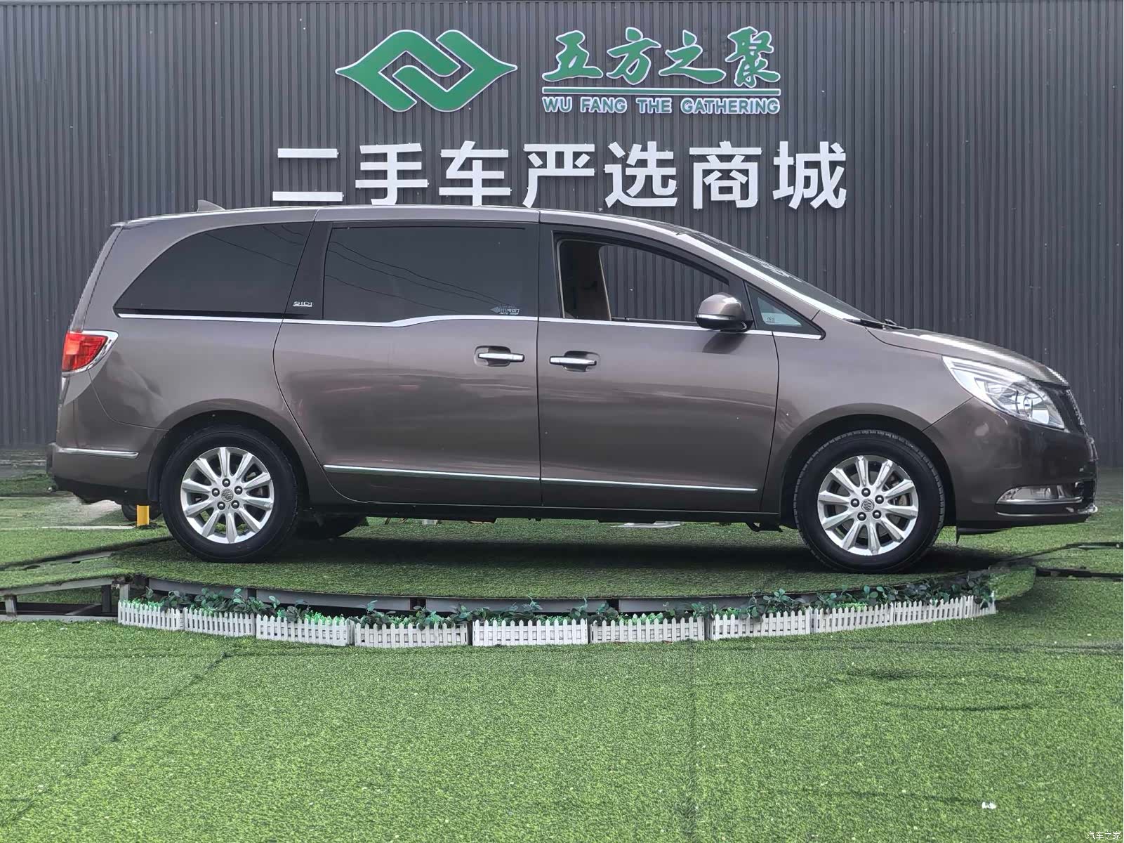 Buick GL8, 2013 все фото