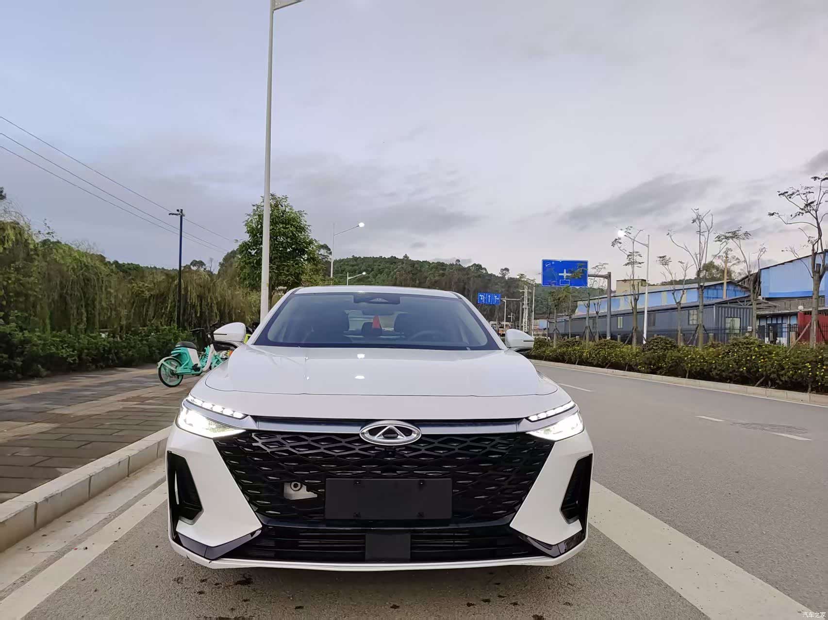 Chery Arrizo 8, 2024 2