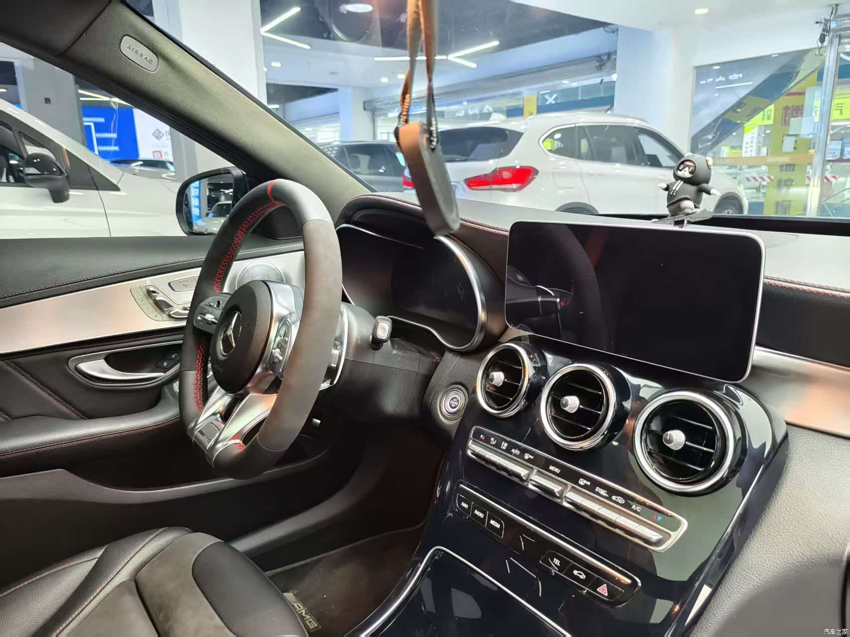 Mercedes-Benz C-Class, 2020 15