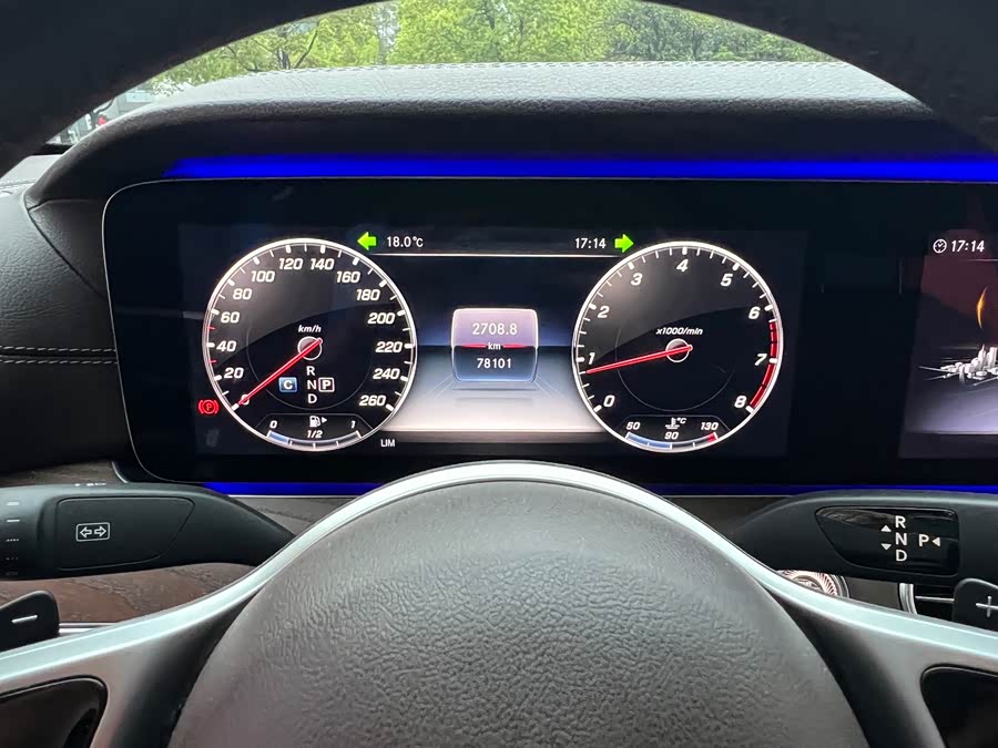 Mercedes-Benz E-Class 2020, фото 17