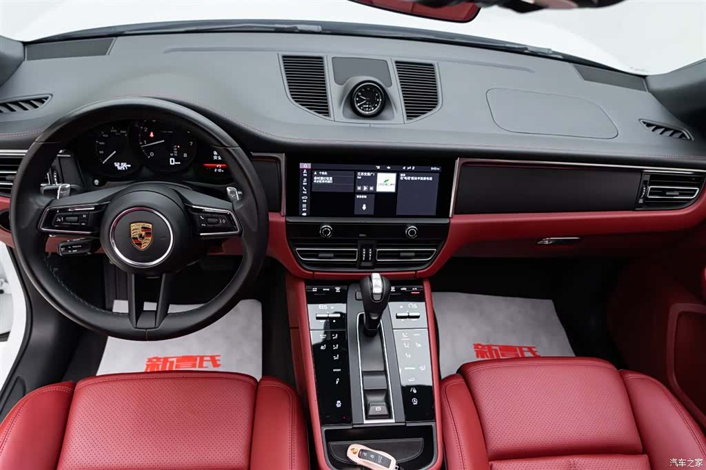 Porsche Macan, 2023 11