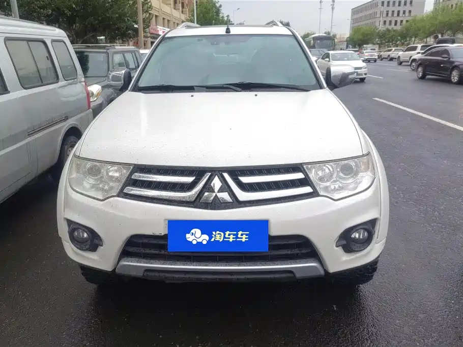 Mitsubishi Pajero Jinchang