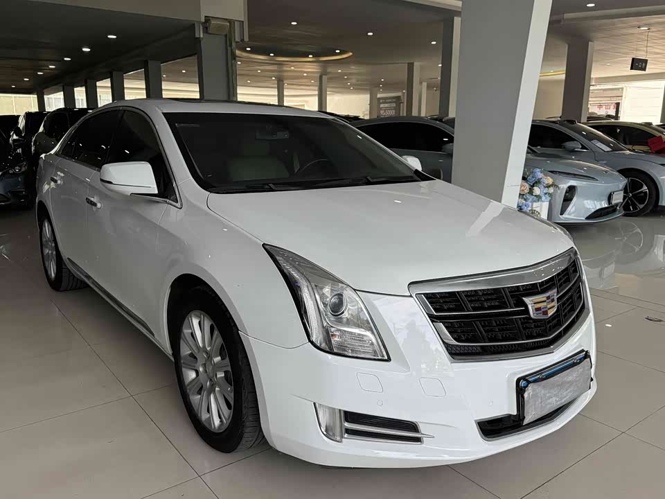 Cadillac XTS