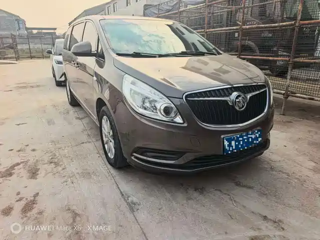 Buick GL8 2018 — купить из Китая под заказ